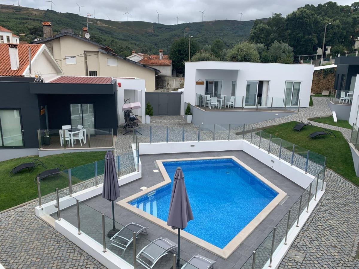Artvilla Tourism Houses Castanheira de Pera Exterior photo